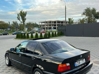 BMW 3 Series foto 6