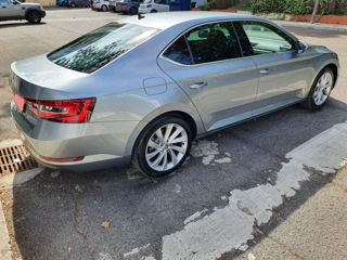 Skoda Superb foto 3