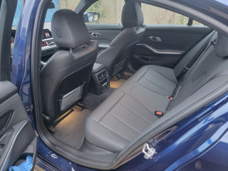 BMW 3 Series foto 6