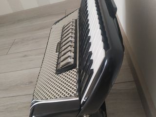 Vând acordeon italian 120 basi Titano foto 5
