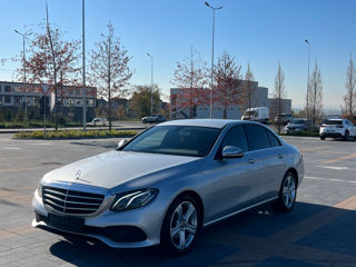 Mercedes E-Class foto 3