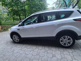 Ford Kuga foto 5