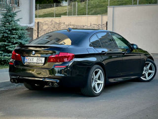 BMW 5 Series foto 3