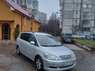 Toyota Avensis Verso