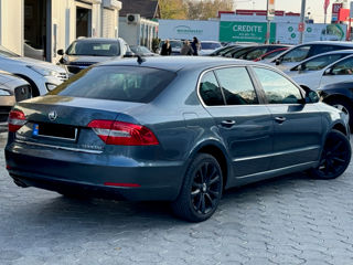 Skoda Superb foto 5