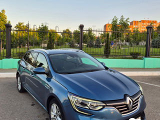 Renault Megane foto 1