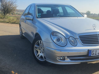 Mercedes E-Class foto 5