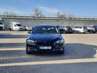 BMW 5 Series foto 2