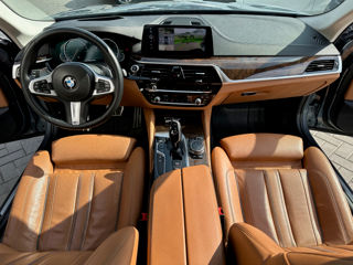 BMW 5 Series foto 8