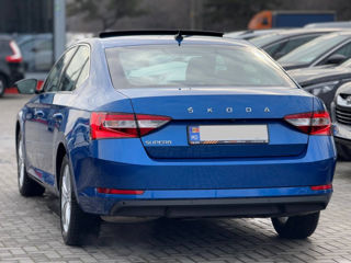 Skoda Superb foto 5