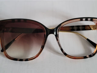 Se Vinde Rama De La Ochelari Burberry Made In Italy Gold Plated 18k