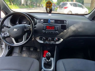 KIA Rio foto 7