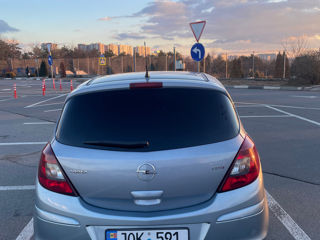 Opel Corsa foto 2