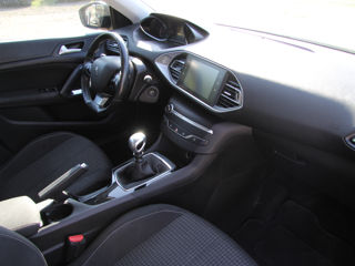 Peugeot 308 foto 7