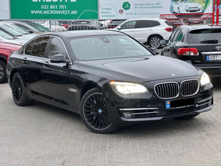 BMW 7 Series foto 4