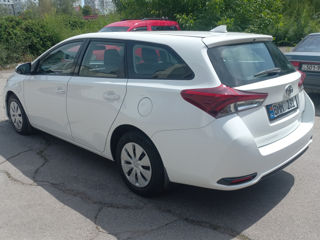 Toyota Auris foto 10