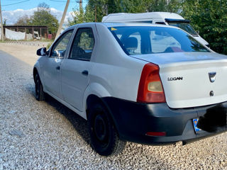 Dacia Logan foto 3