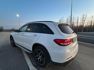 Mercedes GLC foto 7