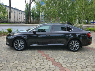 Skoda Superb foto 5