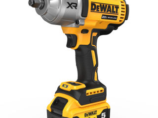 Ударный гайковерт DeWalt DCF900P2T