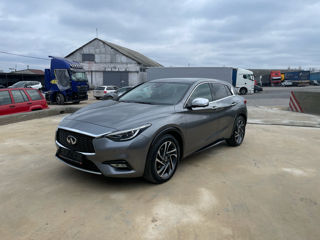 Infiniti QX30 foto 2