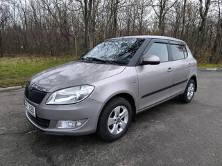 Skoda Fabia foto 2