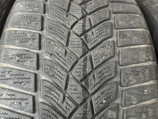 225/45/18 Goodyear Ultra Grip foto 2