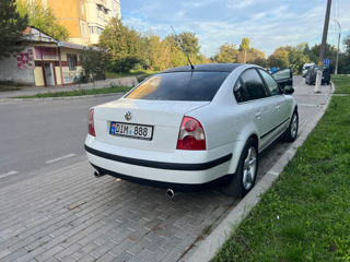 Volkswagen Passat foto 6