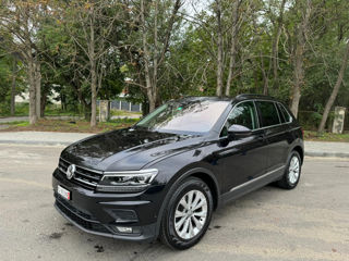 Volkswagen Tiguan foto 3