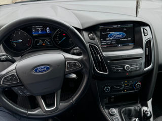 Ford Focus foto 5