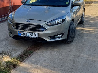 Ford Focus foto 2