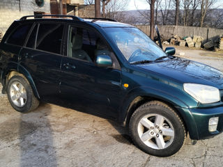 Toyota Rav 4 foto 9