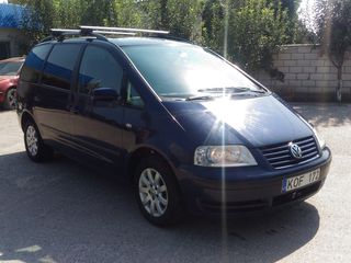 Volkswagen Sharan foto 1