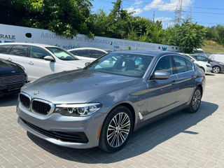 BMW 5 Series foto 2