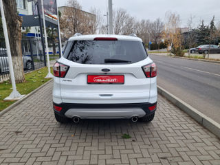 Ford Kuga foto 6