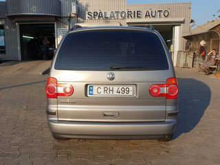 Volkswagen Sharan foto 8