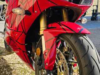 Honda CBR600RR foto 11