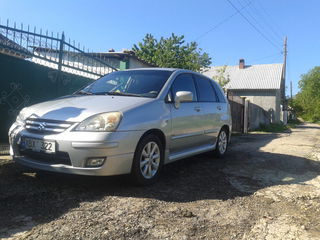 Suzuki Liana foto 7