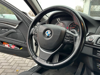 BMW 5 Series foto 11