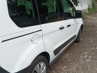 Ford Transit Connect foto 5