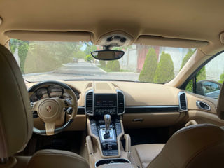 Porsche Cayenne foto 8