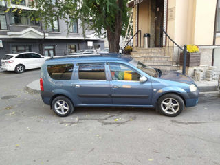 Dacia Logan foto 1