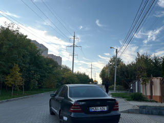 Mercedes C-Class foto 5