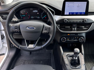 Ford Focus foto 16