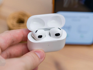 AirPods 3 foto 2