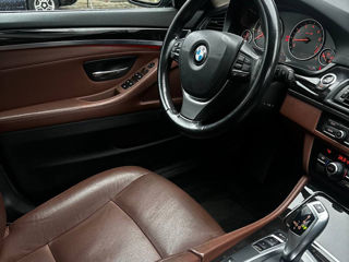 BMW 5 Series foto 5