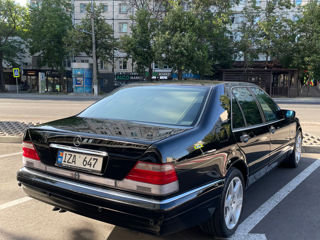 Mercedes S-Class foto 0