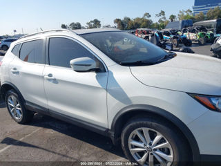 Nissan Rogue foto 7