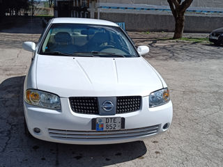 Nissan Sentra foto 5