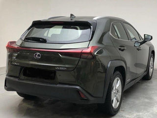 Lexus UX foto 8